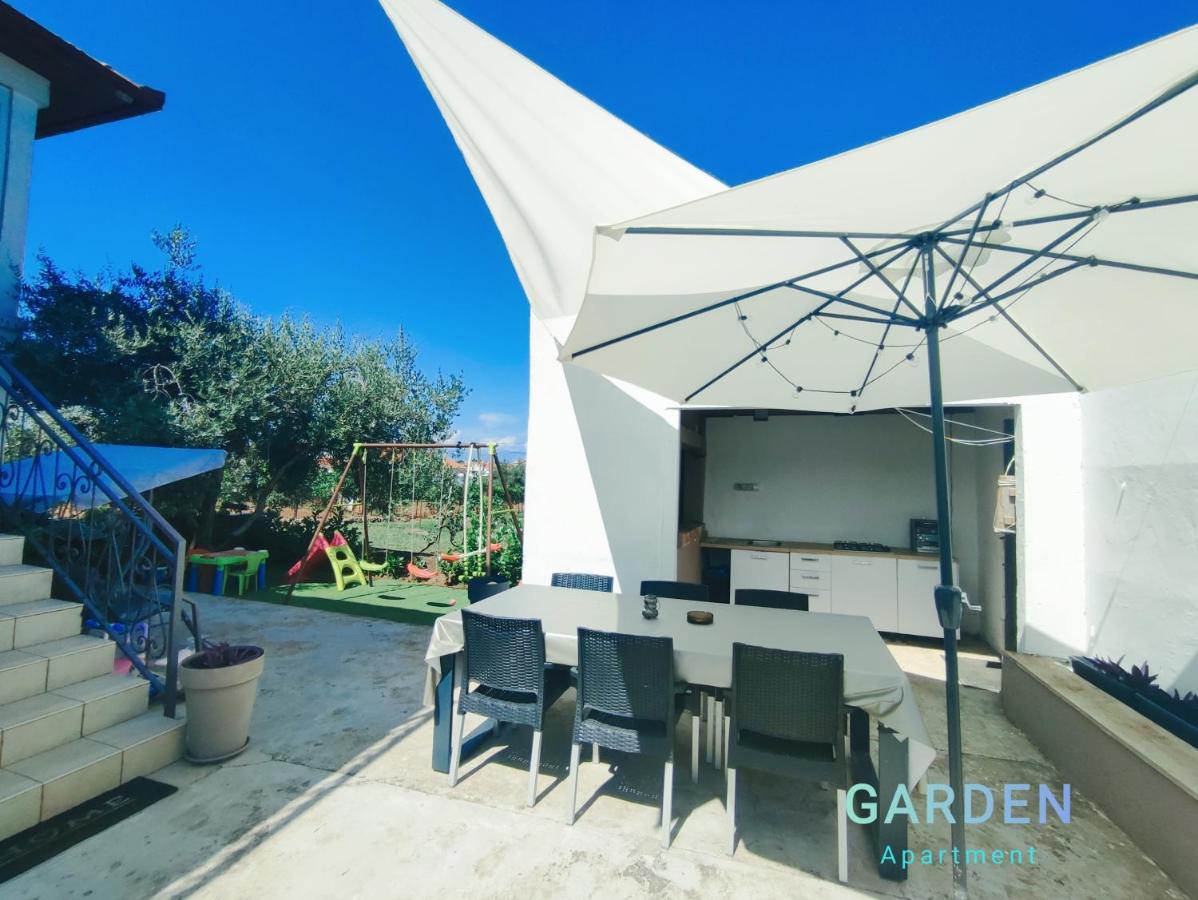 דירות Sutomiscica Garden מראה חיצוני תמונה