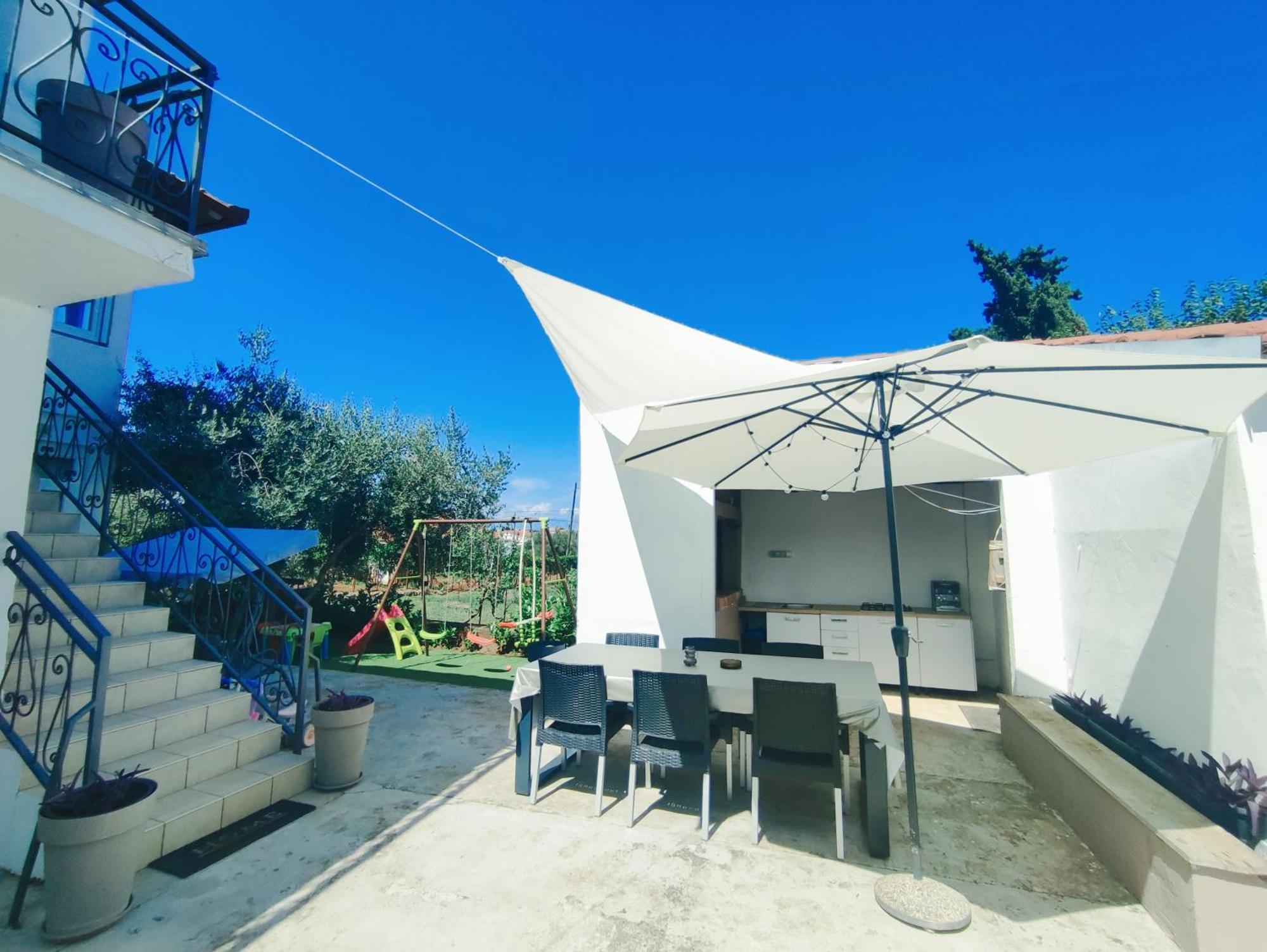 דירות Sutomiscica Garden מראה חיצוני תמונה